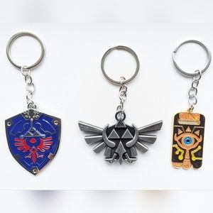 3 pieces  Legend of Zelda gift keychains gift set